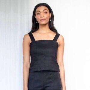 Natalie Busby Black Linen Blend Top. Size M